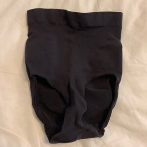 Skims Seamless Sculpt Mid-Waist Brief